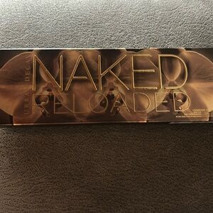 NIB Urban Decay Reloaded palette